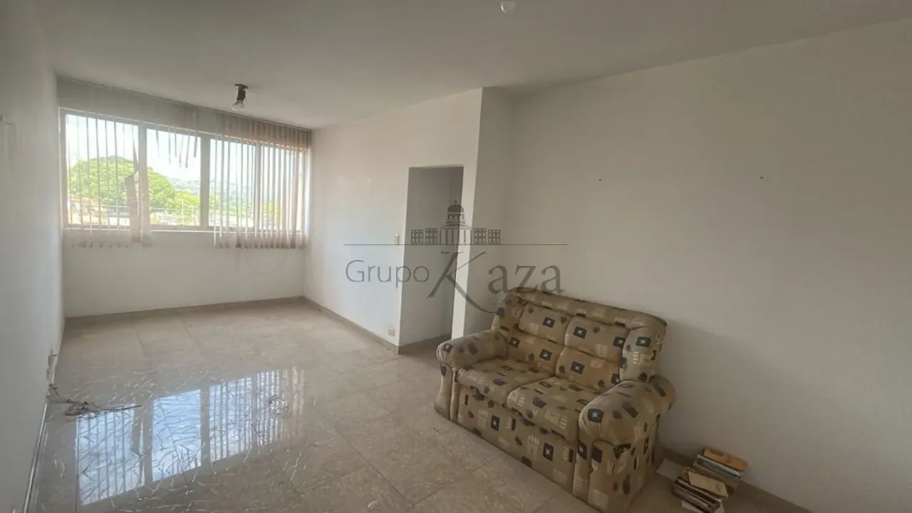 Oportunidade - Apartamento - Edifício Mansão do Vale - Centro - 2 Dormitórios - 69m².