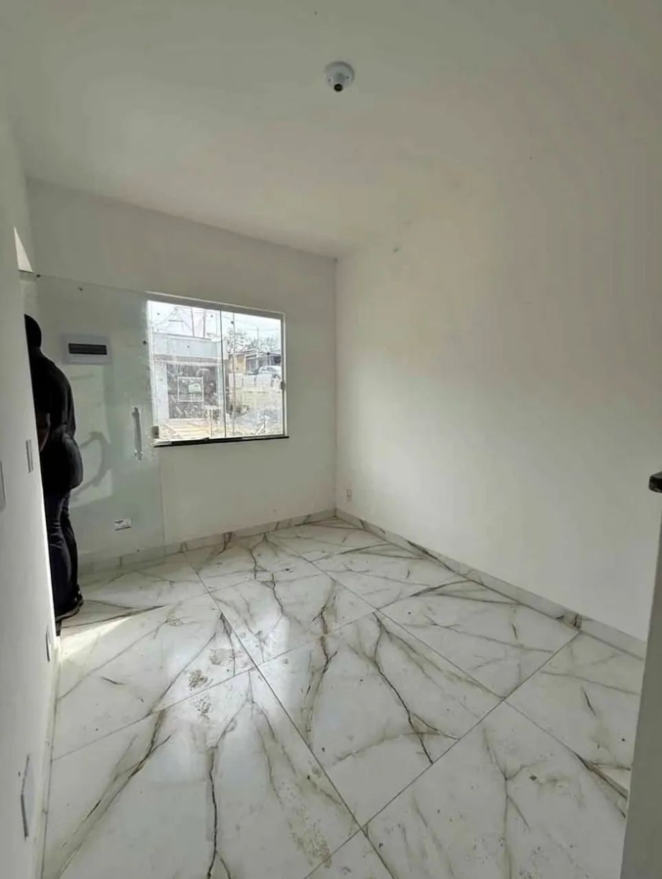 AM-vende-se casa em vista da Serra 