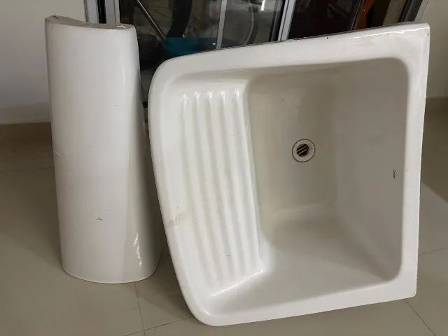 Tanque lavanderia Celite com coluna 