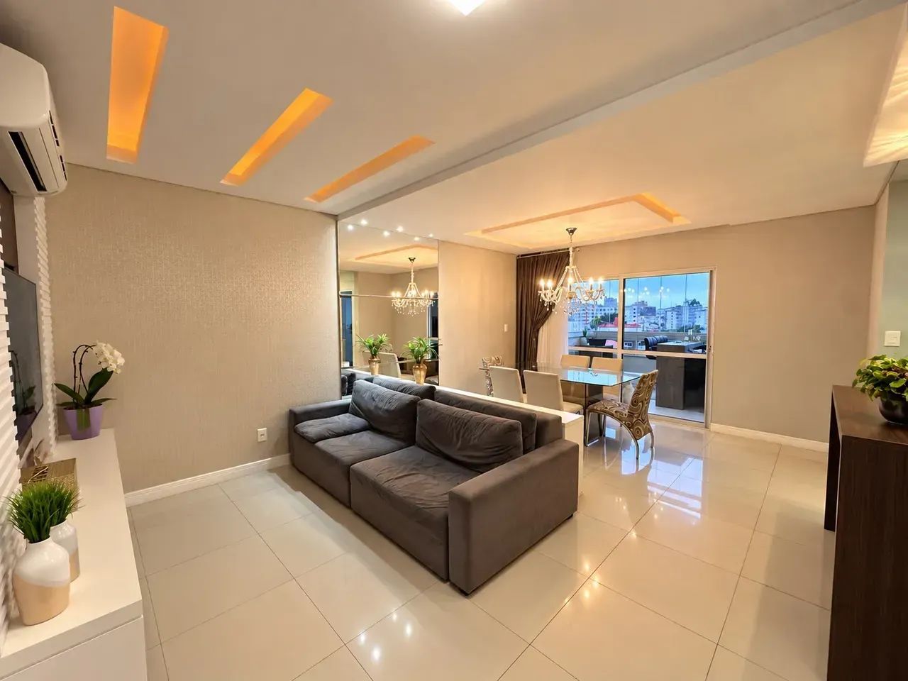 Apartamento à venda de 2 dormitórios com suíte, sacada com churrasqueira e garagem em São  - Foto 4