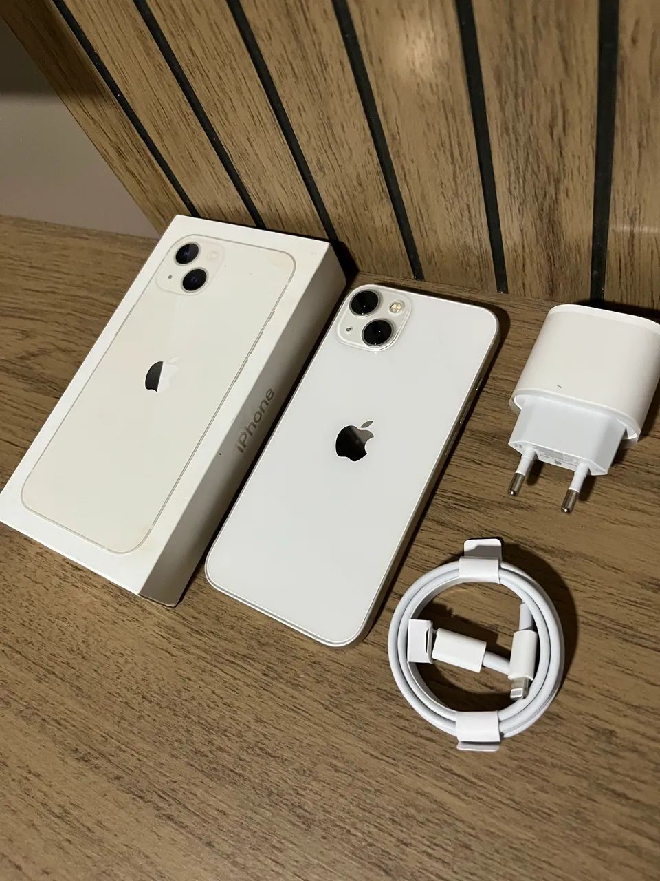 iPhone 13 128GB ホワイト 本体 箱付き iPhone 13 128gb branco com caixa original - Celulares e