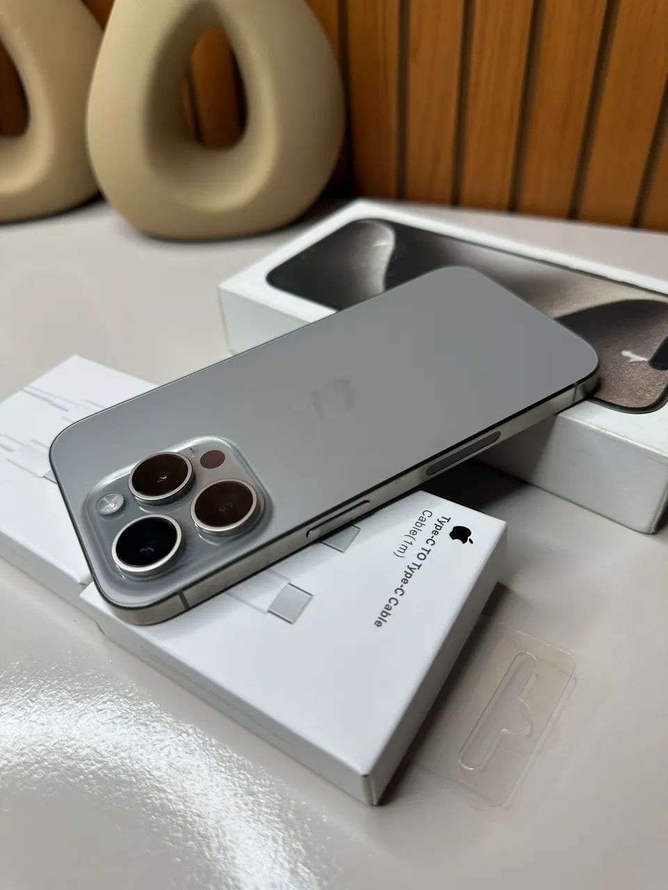iPhone 15 pro 128Gb 81% de bateria todo original  - Foto 2