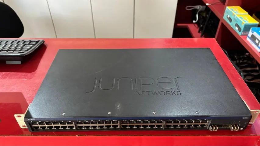 switch Juniper Networks EX2200