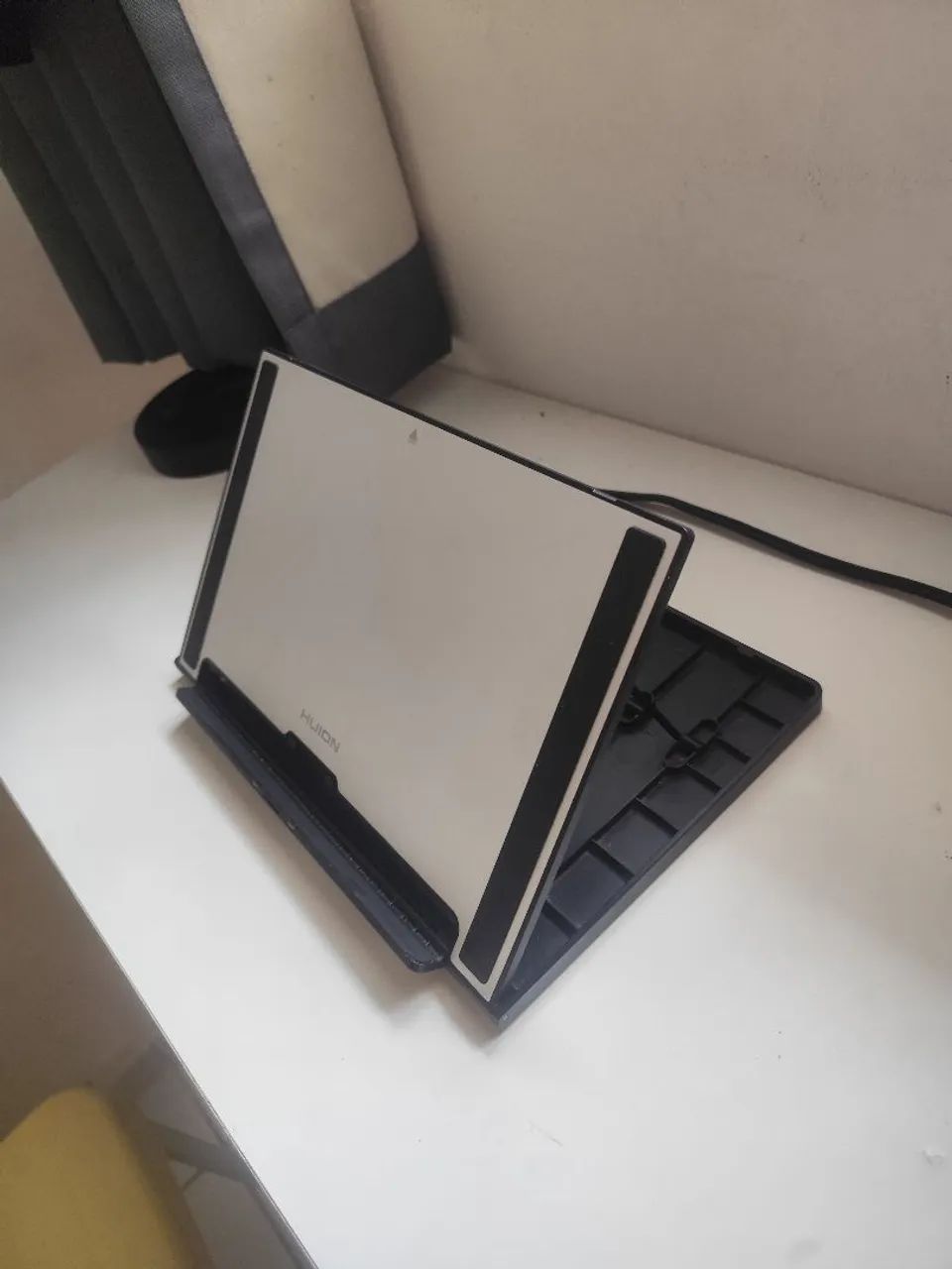 Pen Display Huion Kamvas 13 (2024) - Foto 4