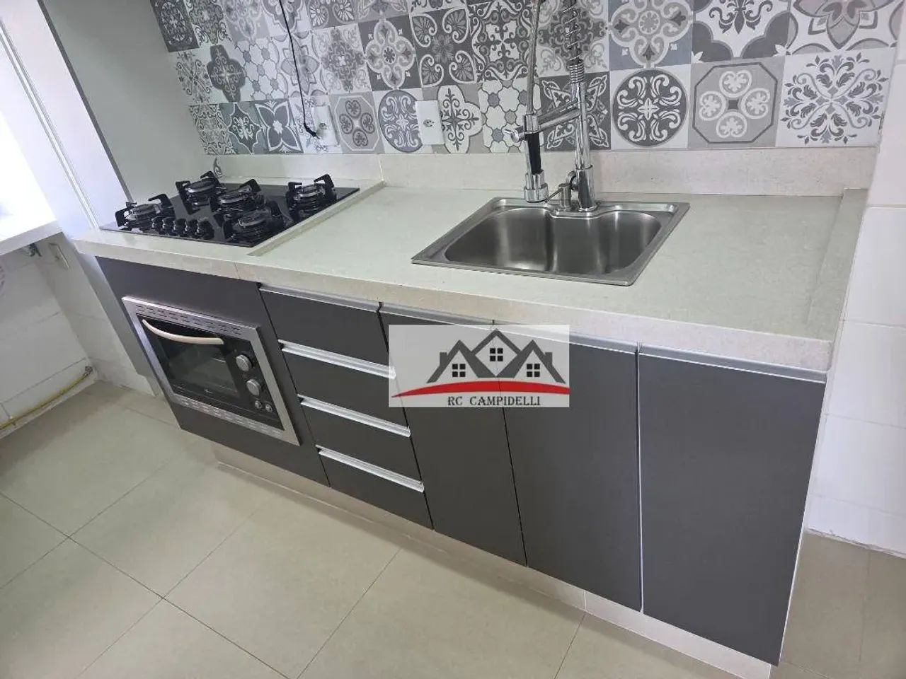 Apartamento com 01 dormitório e closet, banheiro grande e vaga coberta com lazer completo  - Foto 3