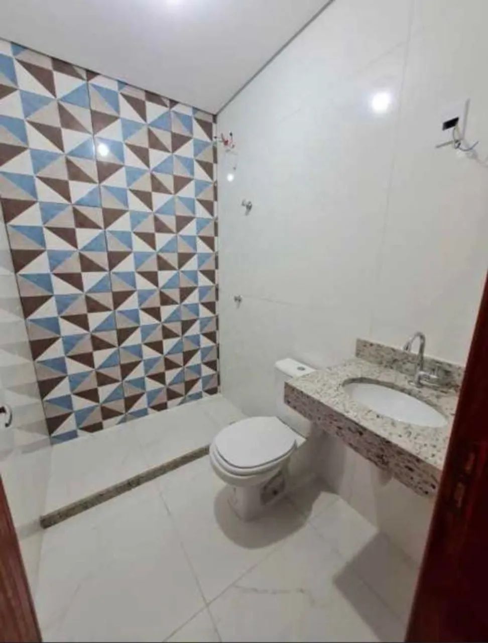 CASA USADA COM RECUO BAIRRO ITAPERI - Foto 2