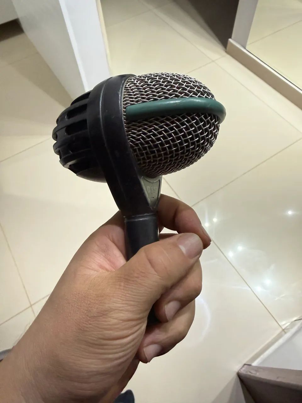 Microfone de bumbo/surdo AKG D112 - Foto 5
