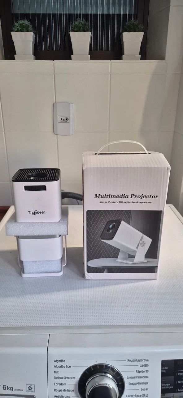 Projetor modelo TD80W colorido  - Foto 3