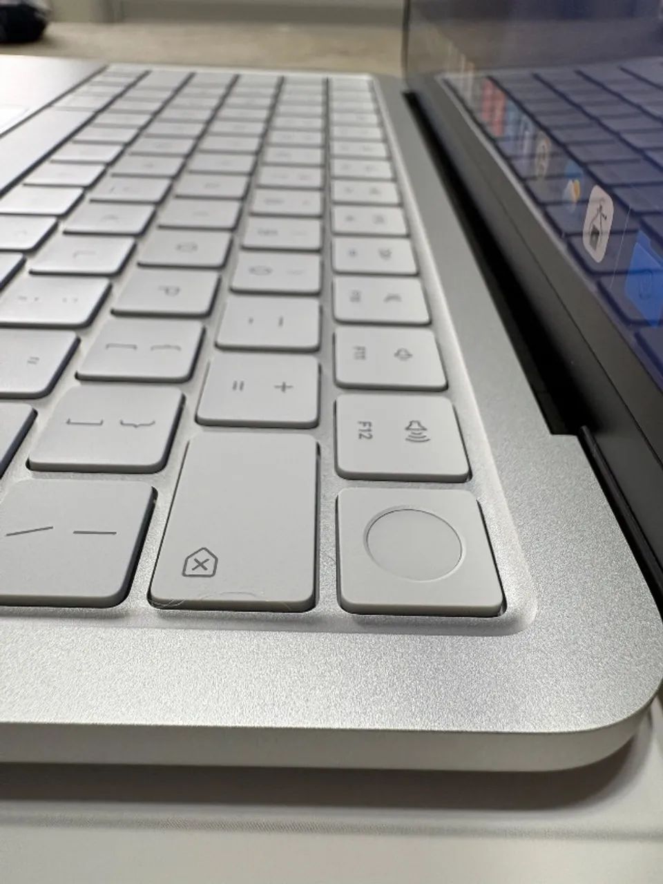 MacBook Neo 8/512gb Silver Garantia Apple 2027 Novíssimo