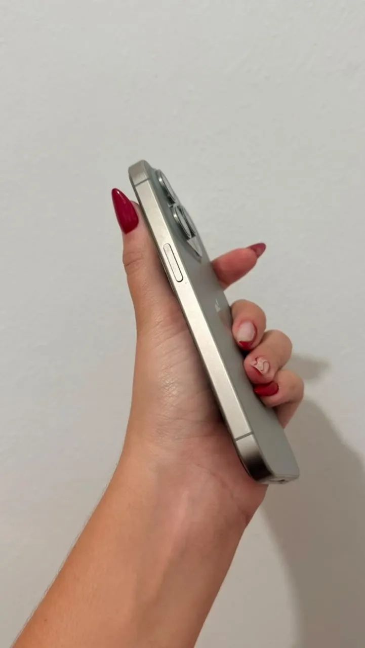 iPhone 15 Pro 128 gigas - Foto 3