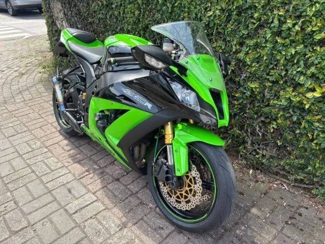 なるそう Z 1000 2013 - 1542201698 | OLX