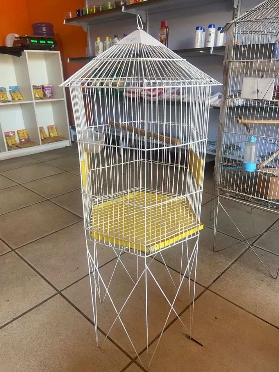Gaiola para Pássaros Nova - Excelente Qualidade e Preço - Foto 2
