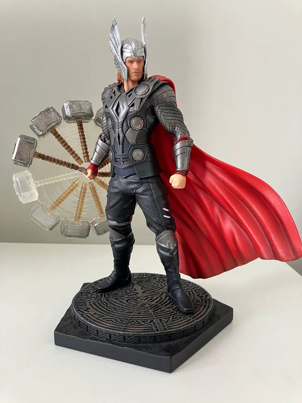 Thor Deluxe 1/10 Iron Studios