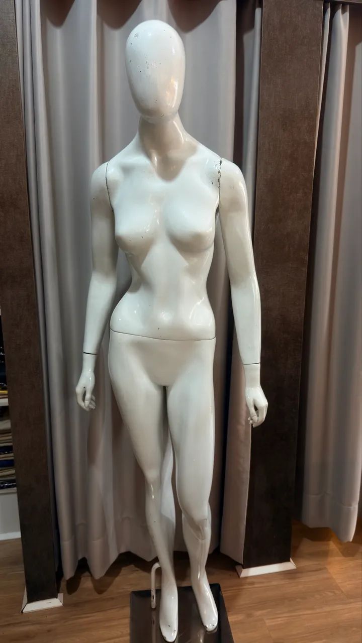 Manequim feminino  - Foto 2