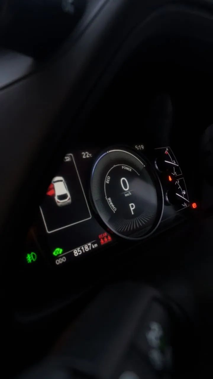 Lexus UX-250h Dynamic 2.0 16V Aut.(hybrid), foto 14 de 18