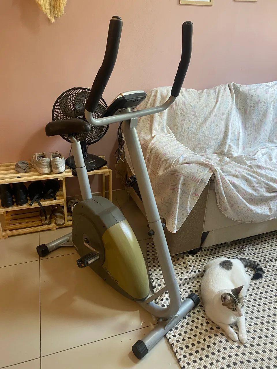 Bicicleta ergométrica pouco usada - Foto 3