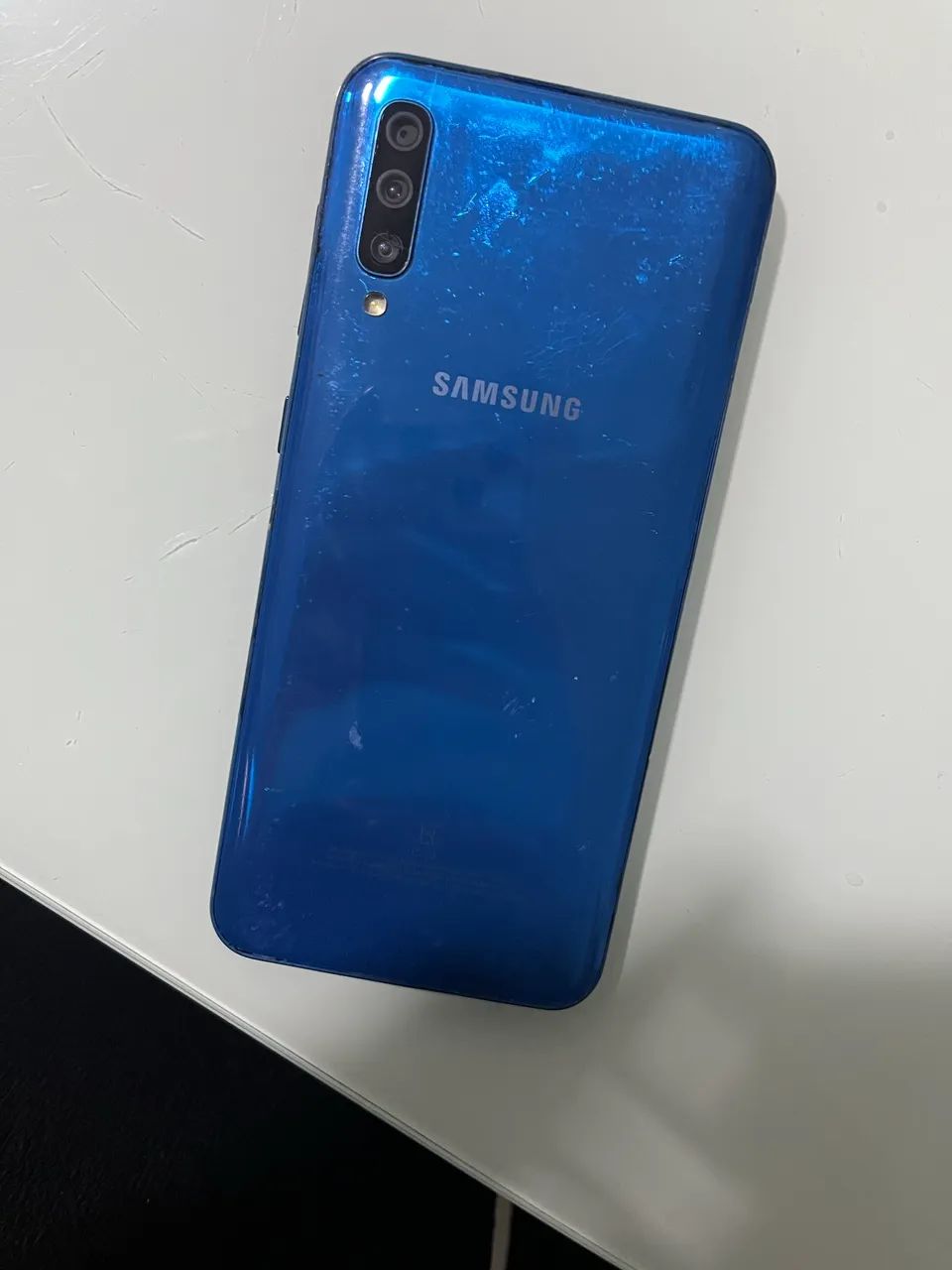 Samsung A50 - Foto 2