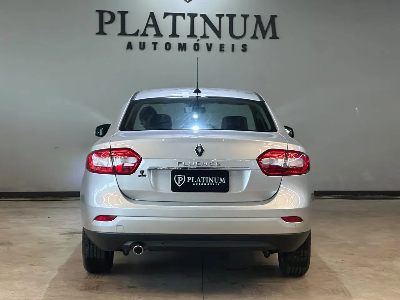 Renault Fluence Sed. Dyn. Plus 2.0 16V Flex Aut. 2016 - Foto 5