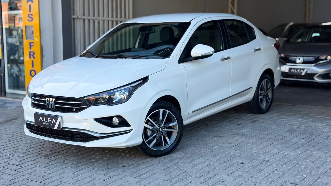 Fiat Cronos Precision 1.3 16V Flex Aut. 2023 - Foto 2