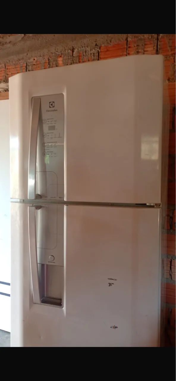 Vende geladeira gelo seco 