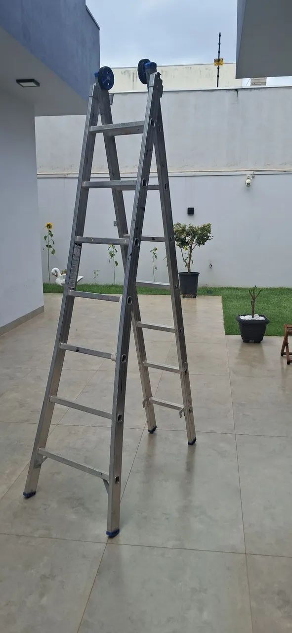 ESCADA 7 DEGRAUS ALUMÍNIO  - Foto 2