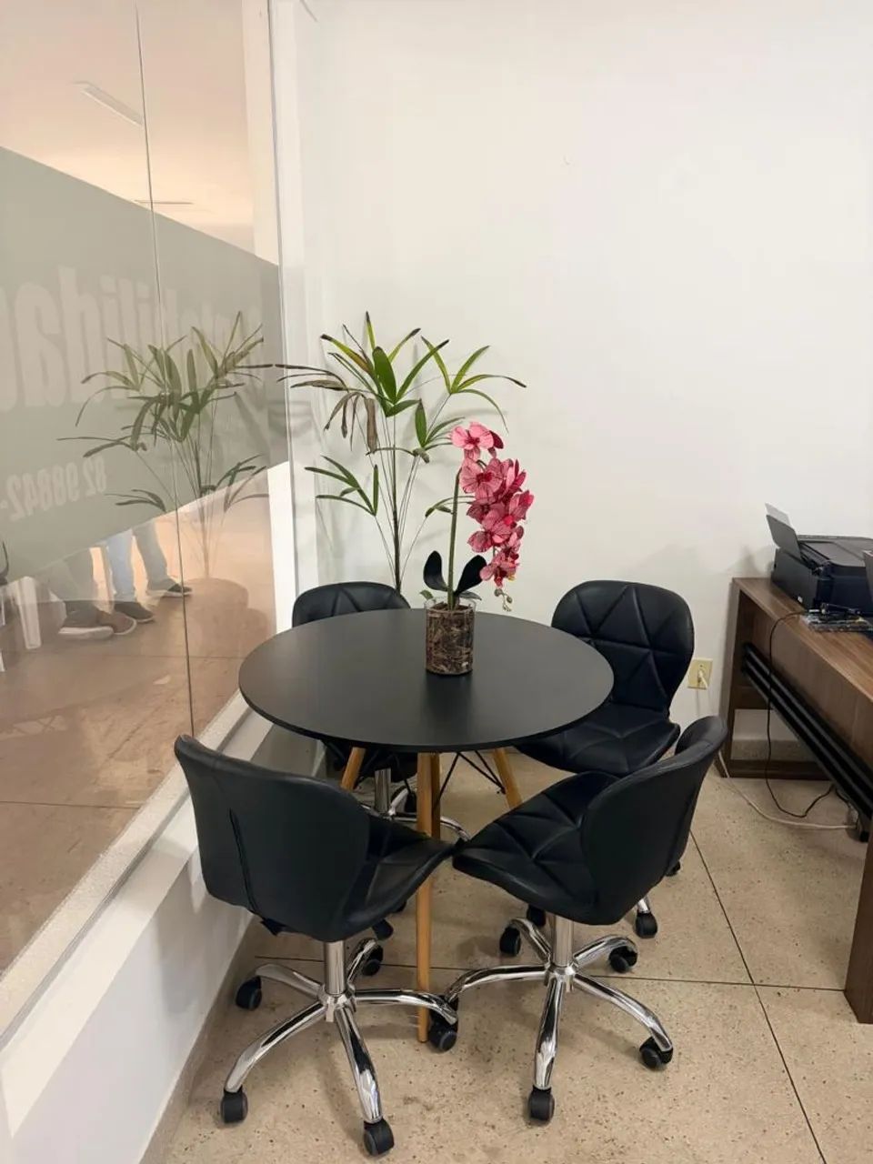 mesa e cadeiras - Foto 2