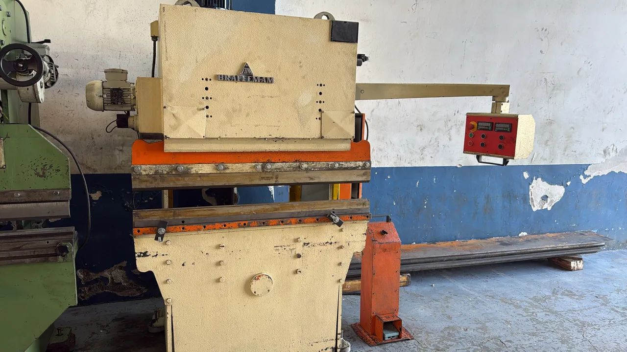 Dobradeira Braffeman PVH 1225  - 1250 X 22 tons  - Foto 3