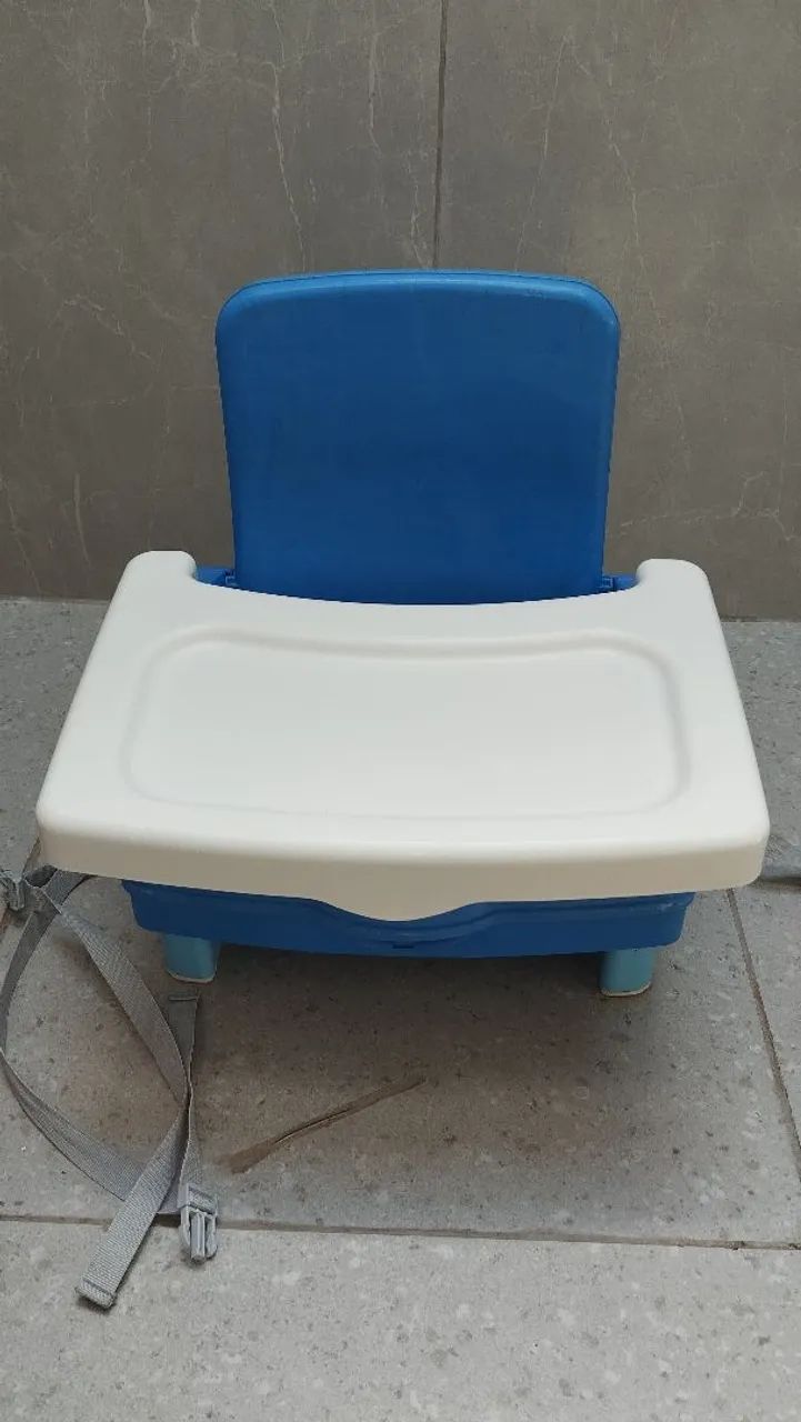 Cadeira de Bebê para usar nas Refeições  - Foto 4