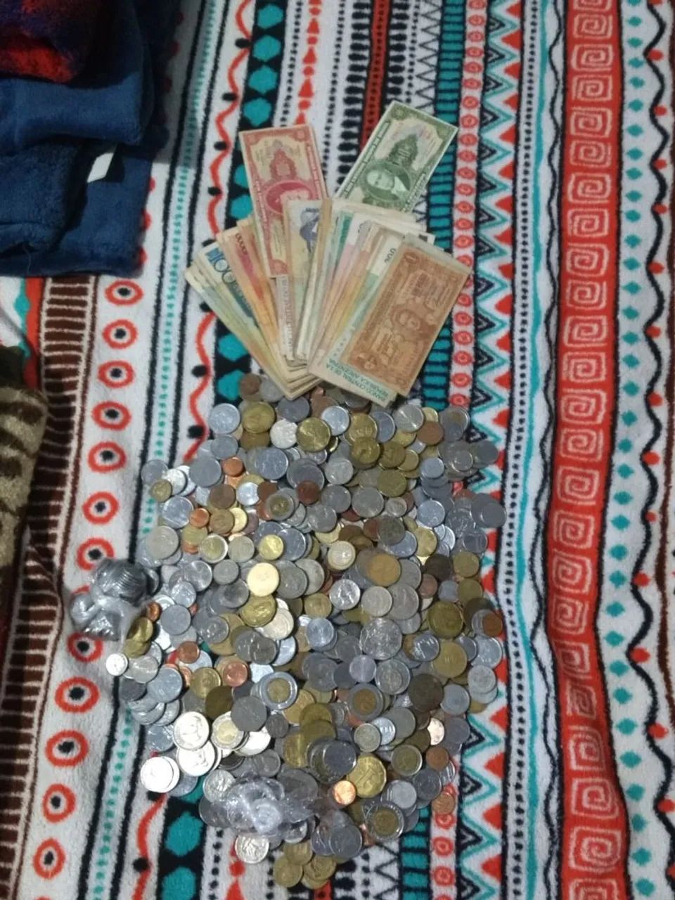 Moedas antigas e células de dinheiro 