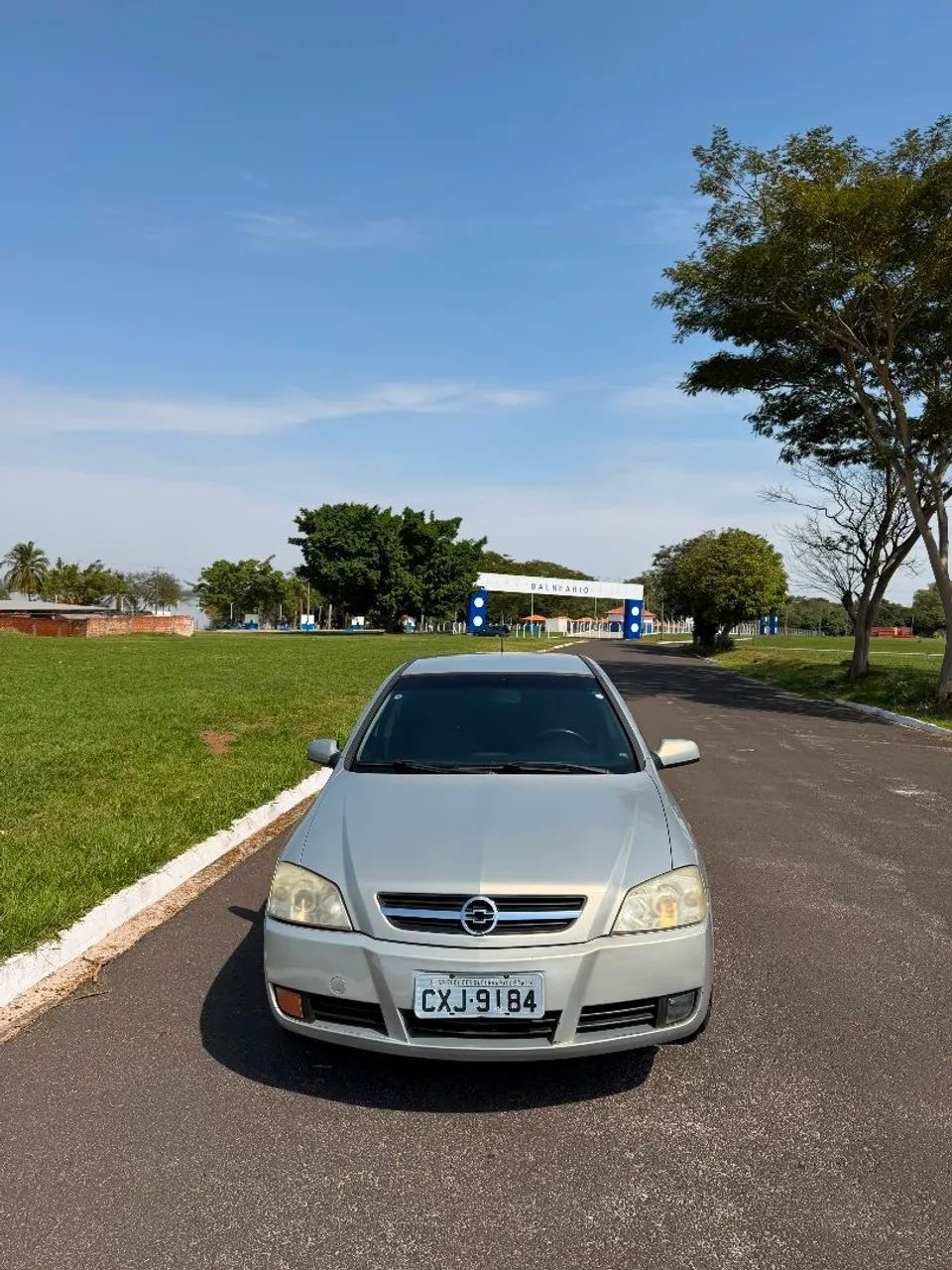 Chevrolet Astra Sedan 2.0/ CD 2.0 MPFI 8V 4P Aut. 2004