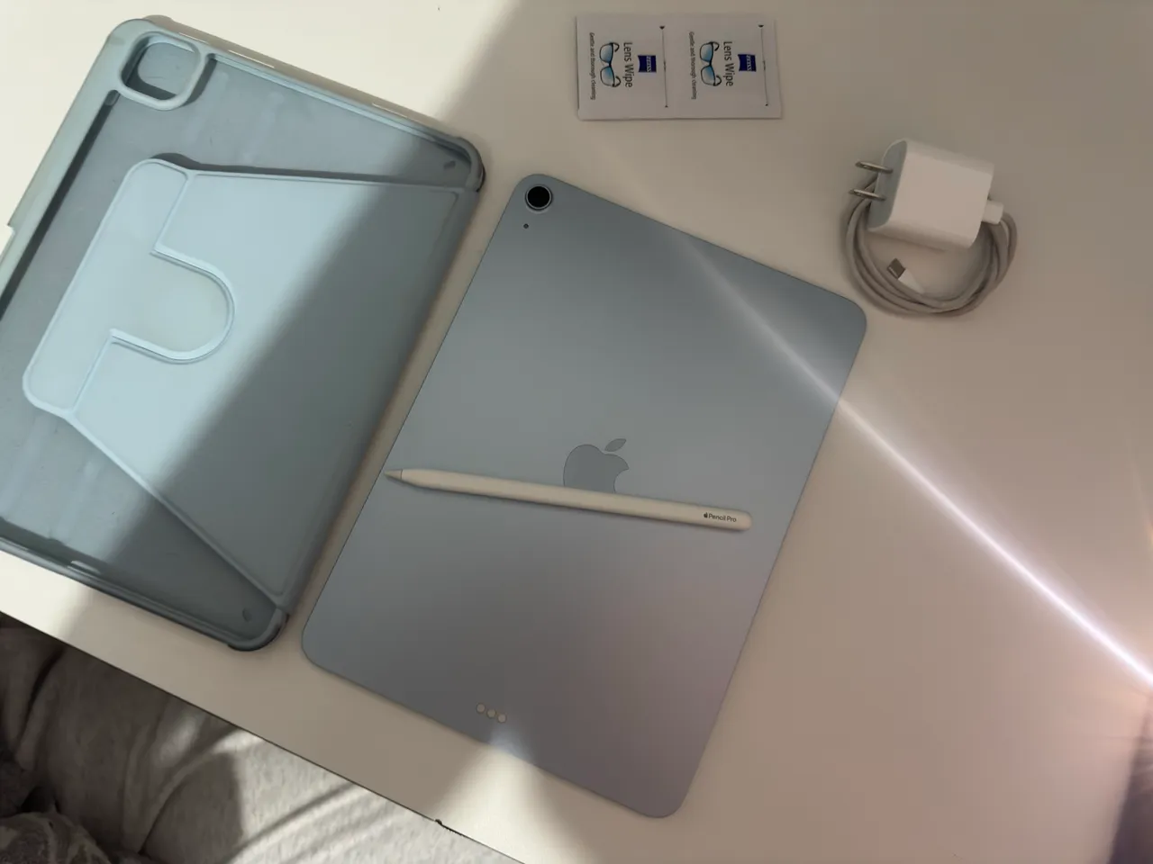 Ipad 10 64 GB + apple pencil USB-C(ORIGINAL) - Tablets e E-Readers