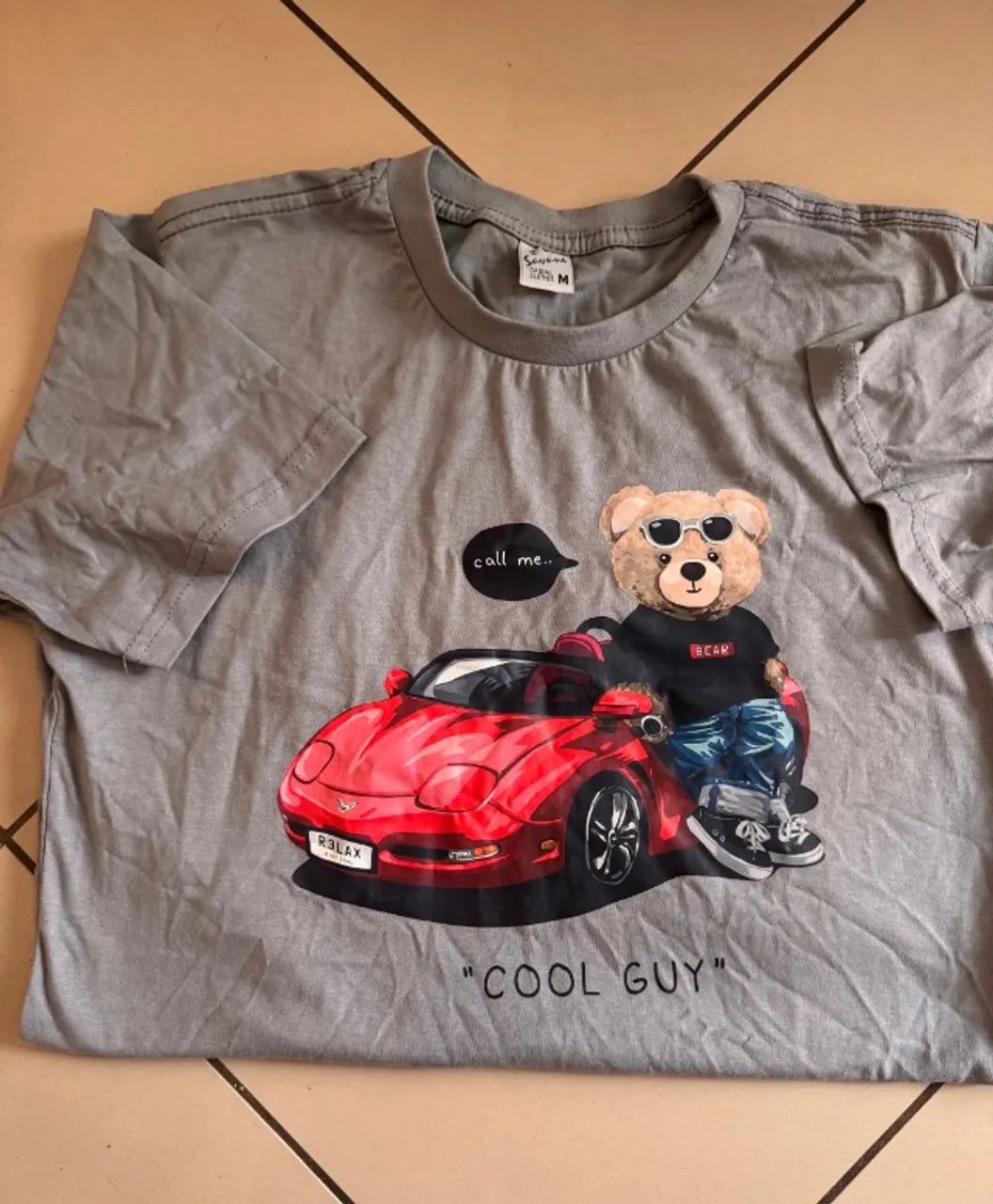 camiseta cinza unissex