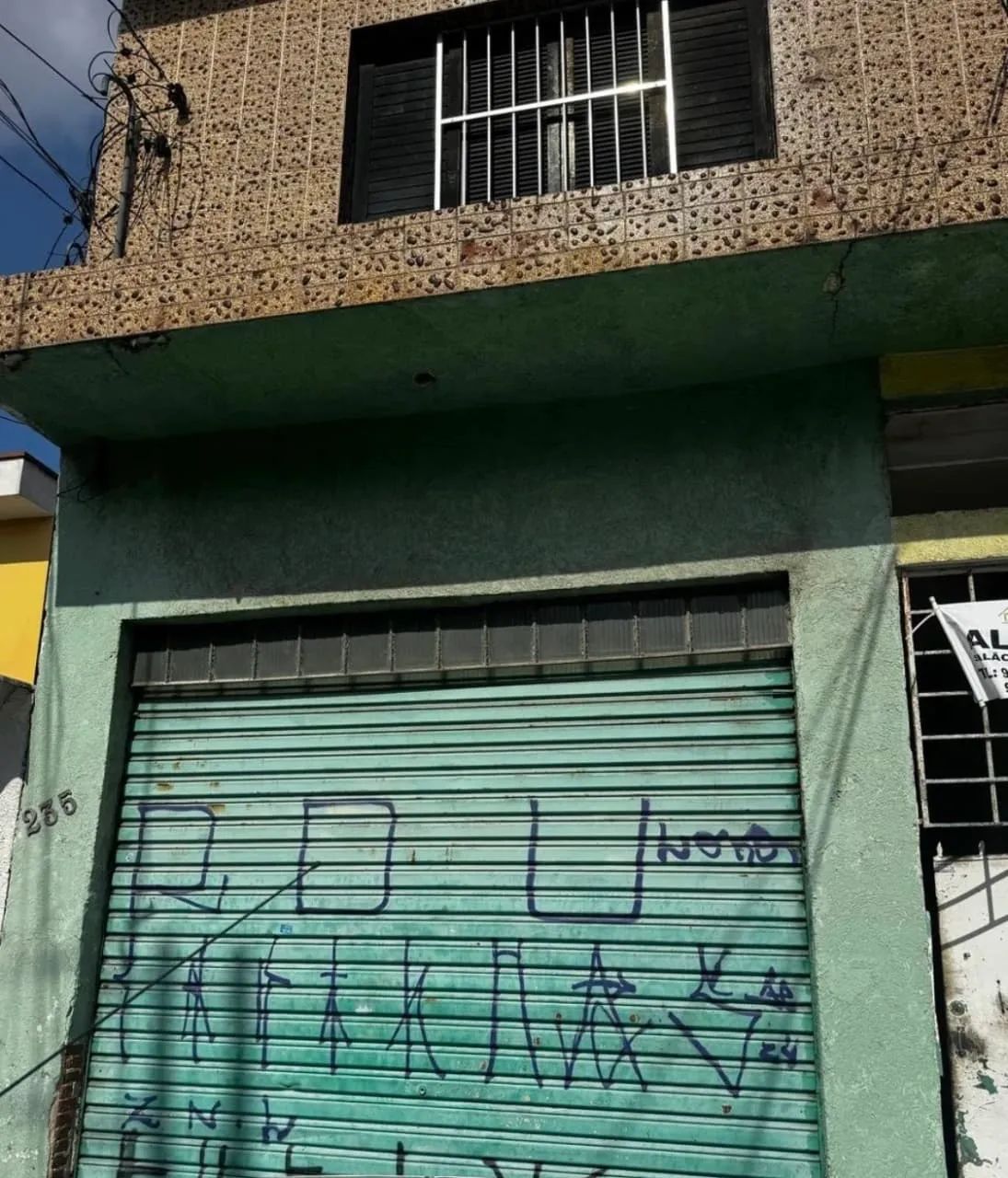 Loja na Rua Parazinho, 255  150 m²