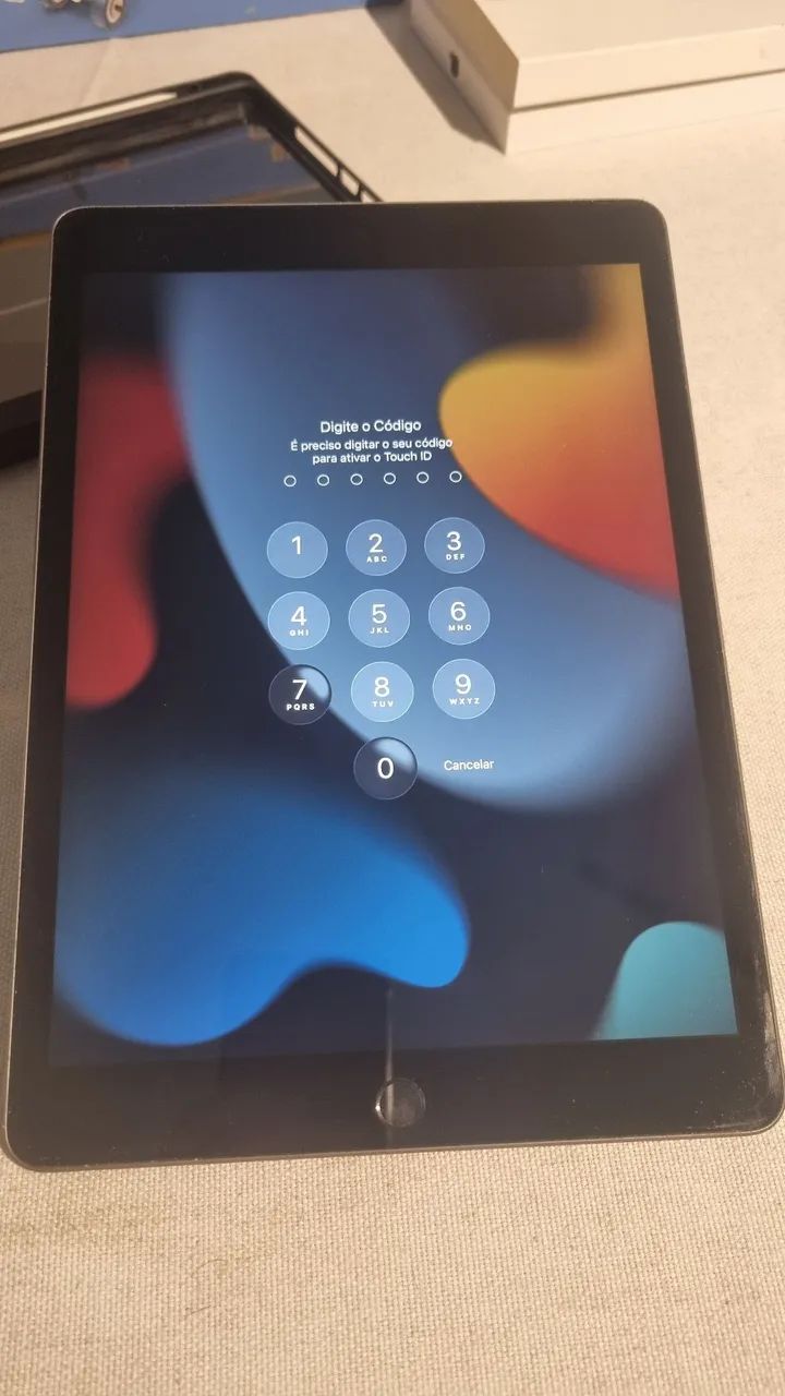 iPad 9ª Geração 64GB + Apple Pencil (1ª geração) com Ponta Reserva