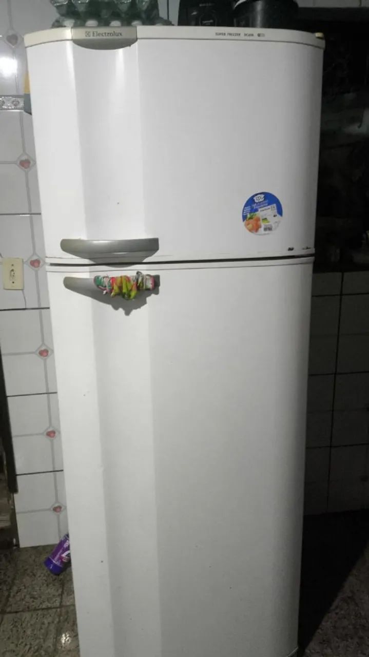 Geladeira eletrolux 
