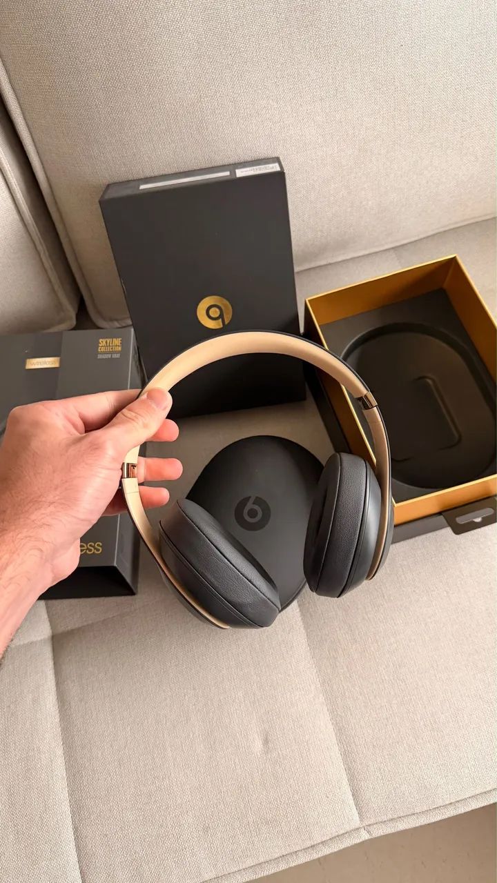 Beats Studio3 Wireless Shadow Grayケース付 Beats Studio3 Wireless Original Shadow Gray | Excelente Estado +