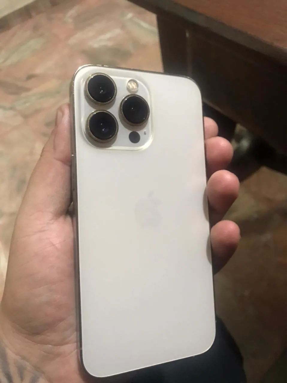 iPhone 13 Pro Gold  - Foto 2