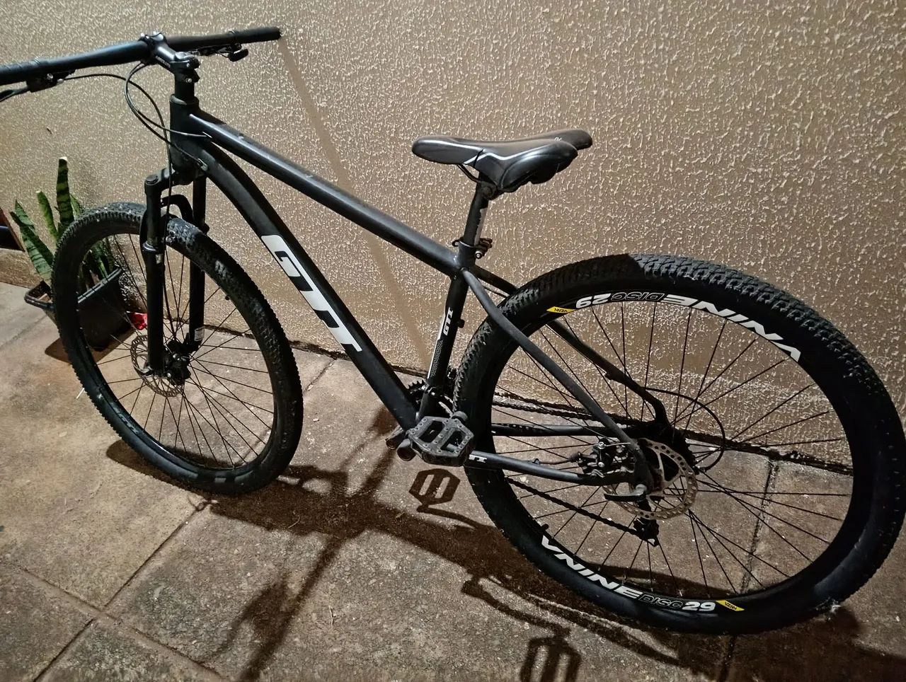 Bicicleta aro 29 usada - Foto 2