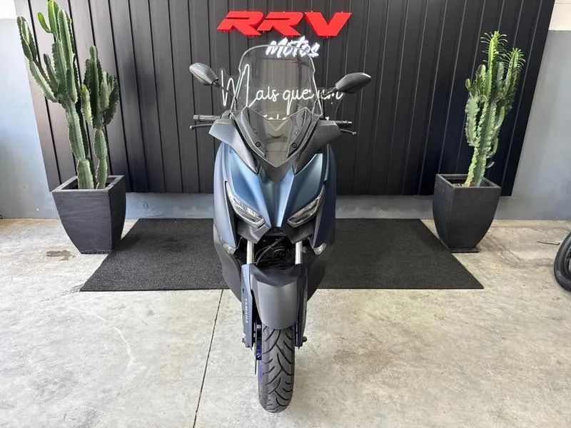 YAMAHA XMAX 2024 - Foto 3