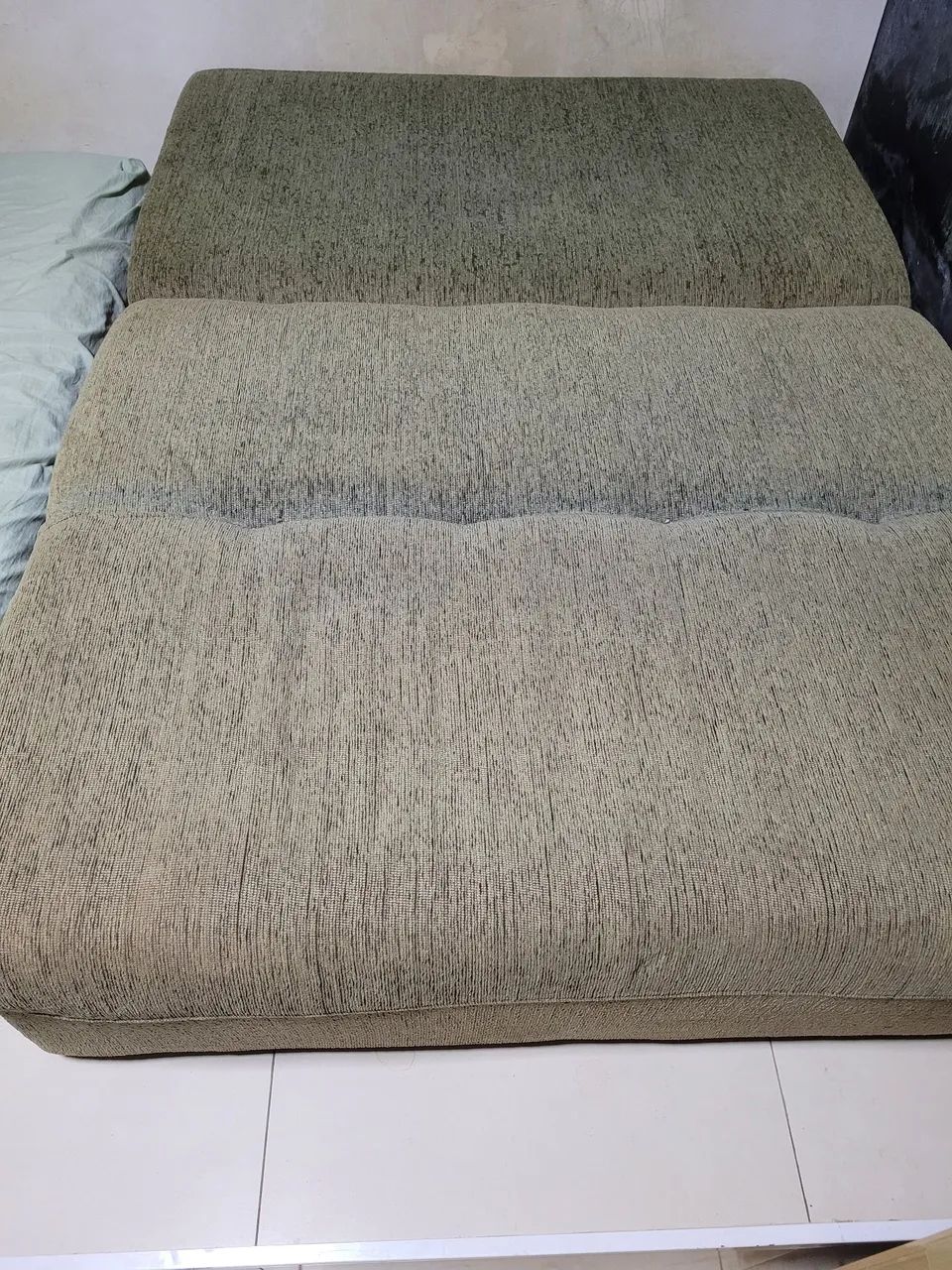 Vendo Sofá-cama de 2 lugares