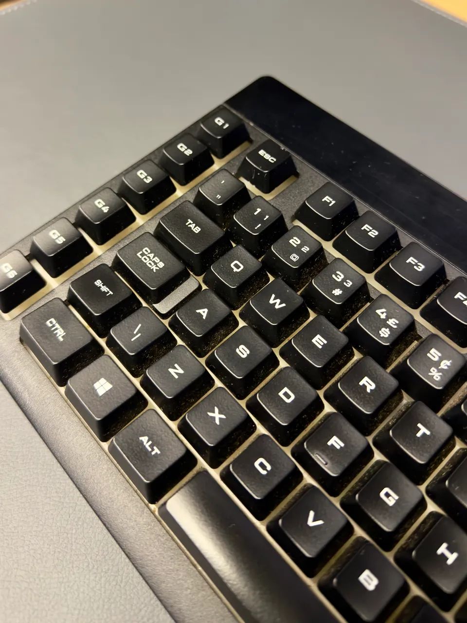 Teclado + Mouse Corsair  - Foto 4