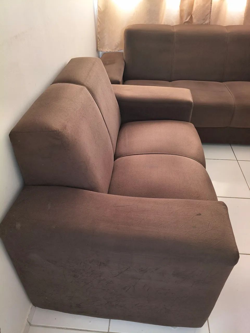 Vendo sofá usado , em bom estado. Vendo o par .