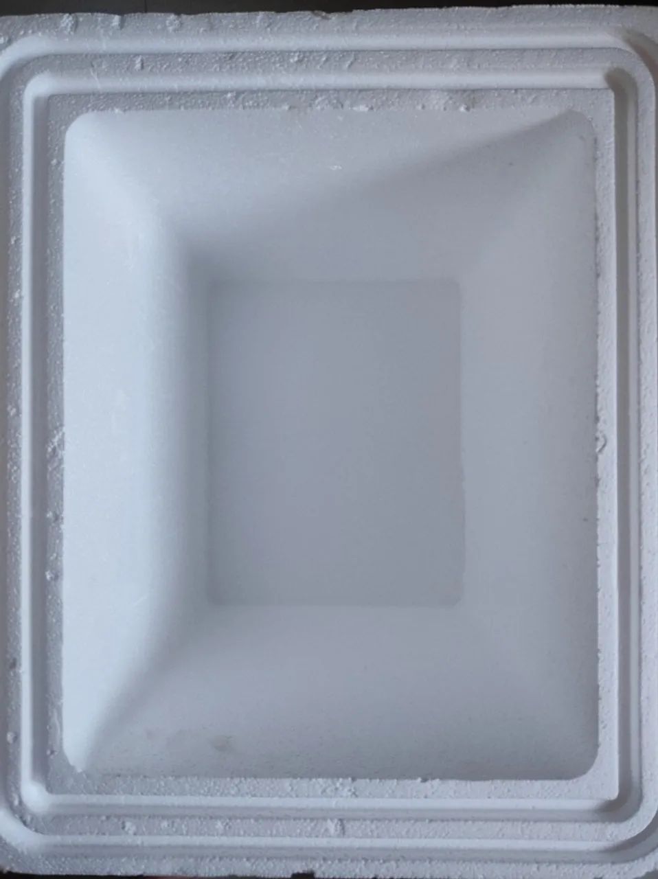 4 Caixas de Isopor Parede Tripla 46L 