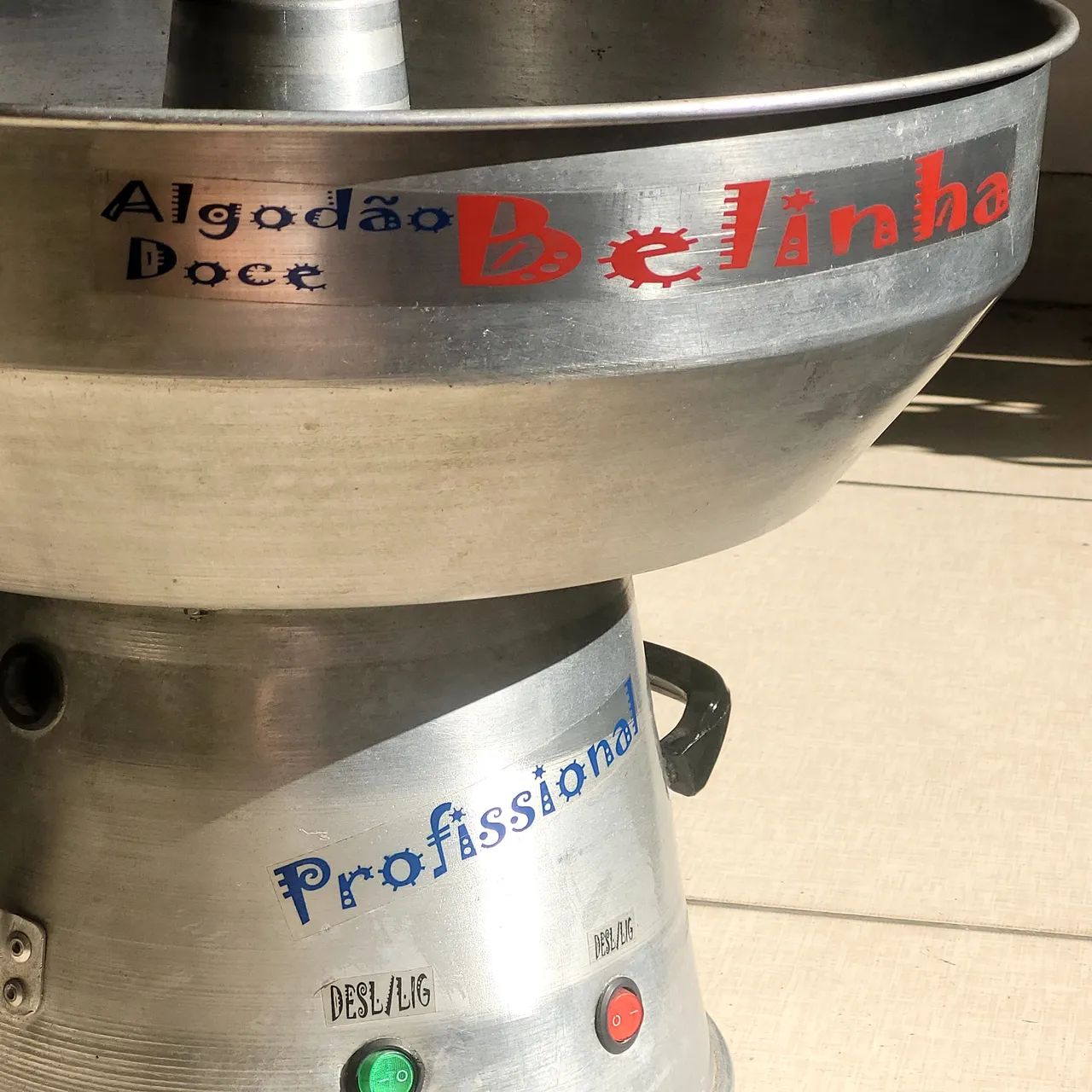 Máquina de Algodão Doce Profissional - Semi Nova ? - Foto 6