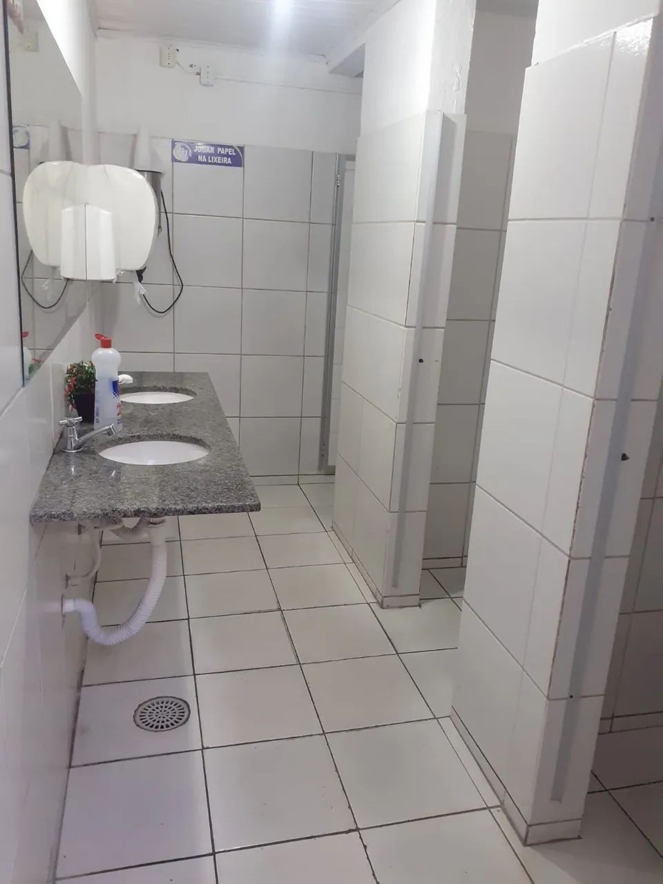 ALUGO PONTA COMERCIAL/ ESCOLA 