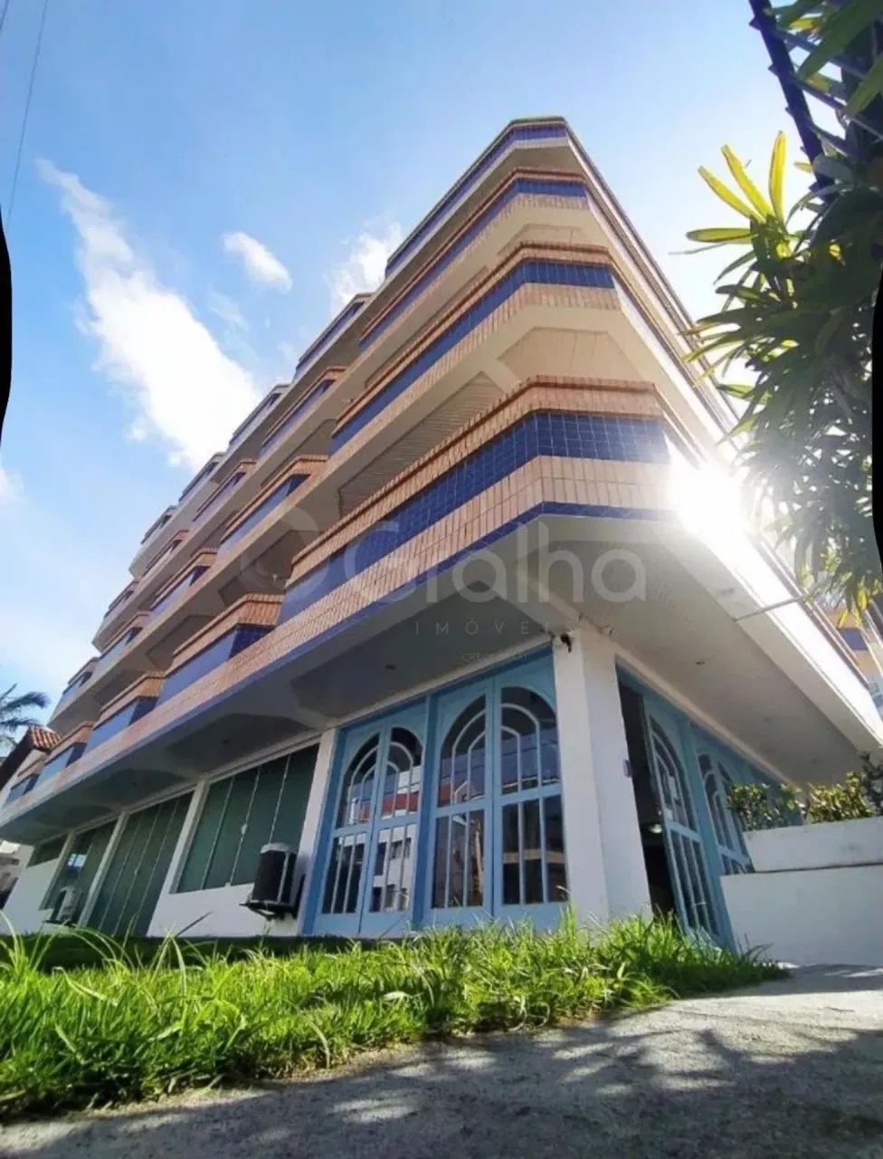 Imóvel para venda com 1475 metros quadrados com 28 quartos em Canasvieiras - Florianópolis - Foto 2