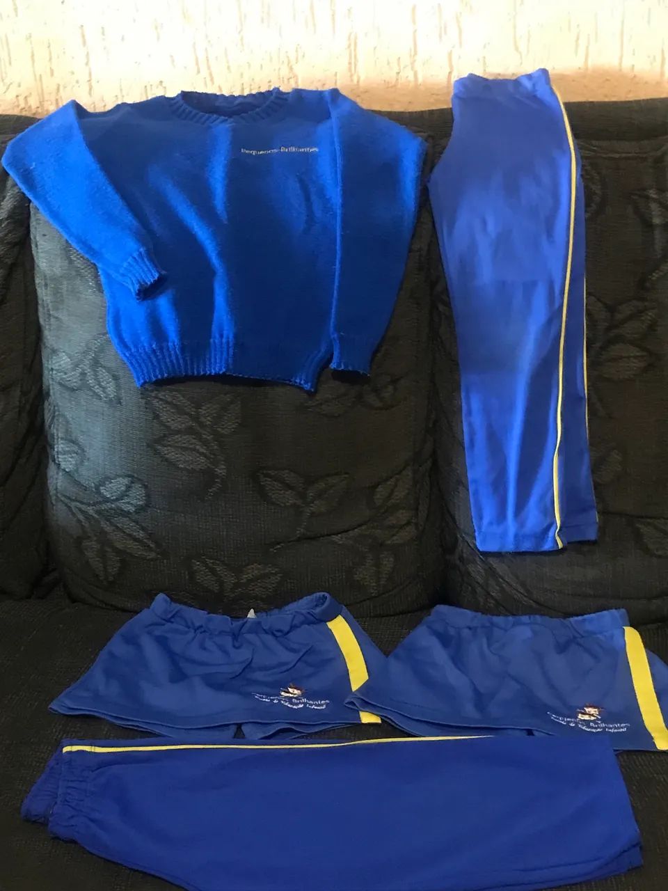 Uniforme escolar Pequenos Brilhantes