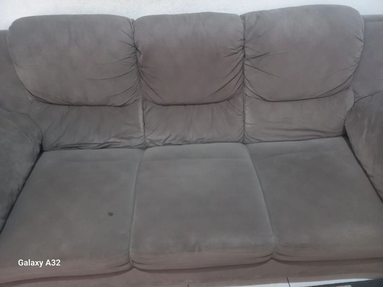 Sofá 3 lugares - Foto 2