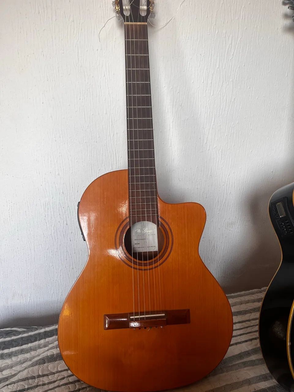 Violão elétrico 