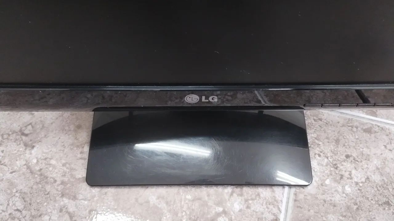 Monitor LG 15.8 polegadas  - Foto 3